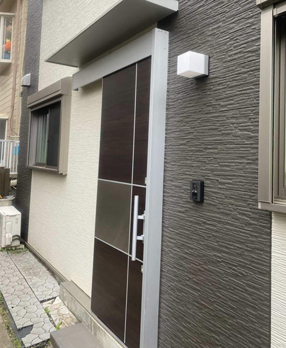 大阪府茨城市・Y様邸 玄関ドア修理