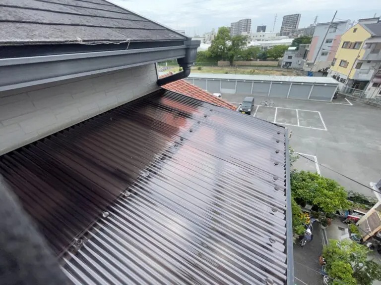 2階の波板張り替え